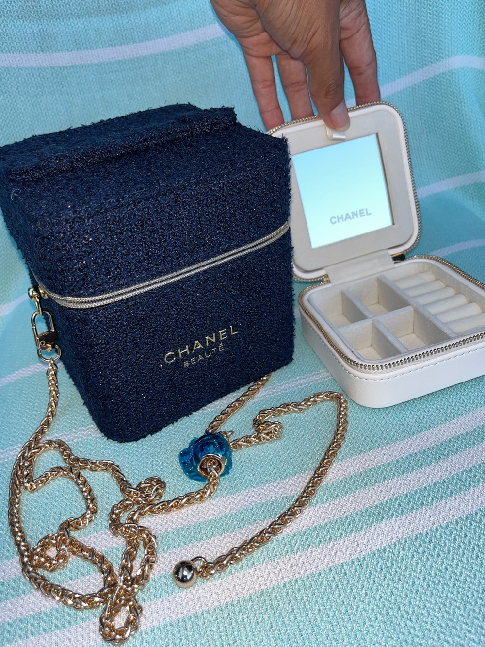 Chanel Beauty Novelty Beauty Bag & Travel Jewelry Box